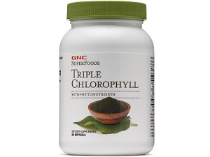 bottle of GNC Superfoods Triple Chlorophyll